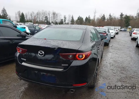 2024 Mazda Mazda3 2.5 S Select Sport z USA, uszkodzony, nr VIN 3MZBPABM3RM437380